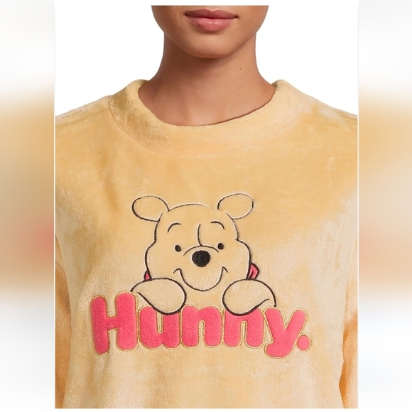 Disney Women's Winnie the Pooh Long Sleeve pajama  Top size XS - Picture 1 of 8